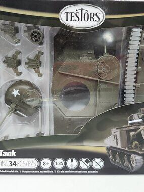 Testors #650023T US Army M3 Lee Tank Model 34 Pieces Model Kit 1:35 Scale